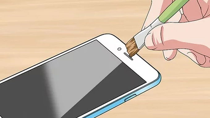 Người dùng nên lau bụi cho iPhone hàng ngày 