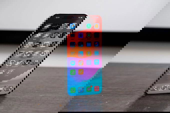 Màn hình iPhone 15