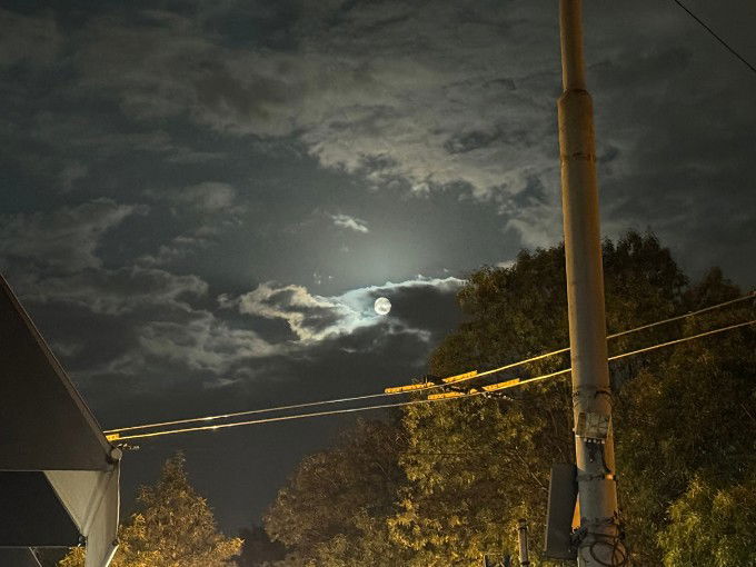 Ảnh chụp 3x ban đêm khi không bật Night Mode