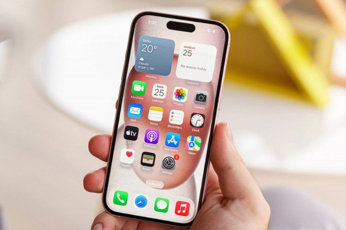 Màn hình sắc nét của iPhone 15