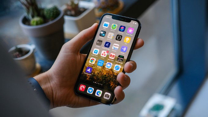iPhone 12 Pro Max sở hữu kích thước App 007Win hỗ trợ đa dạng nền tảng lớn