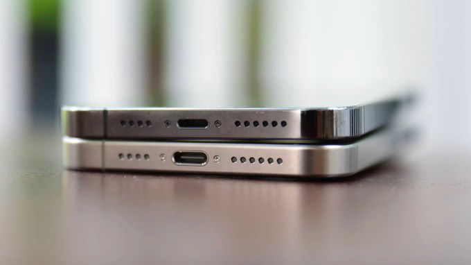 so-sanh-pin-iphone-15-pro-max-va-iphone-13-pro-max-xtmobile