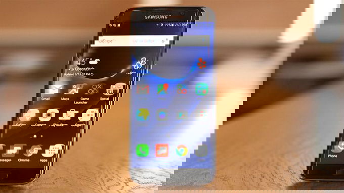 Galaxy-S7-edge-so-huu-bo-nho-trong-kha-lon-XTMobile