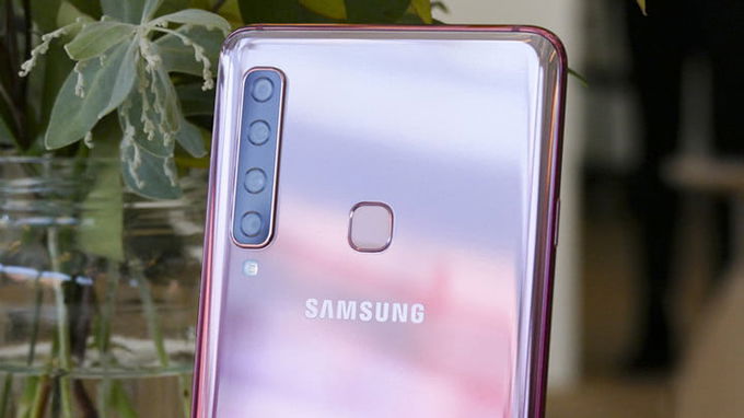 4-camera-thong-minh-galaxy-a9-2018-xtmobile