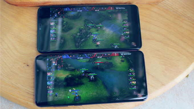Cả 2 flagship đều có hiệu năng tuyệt đỉnh