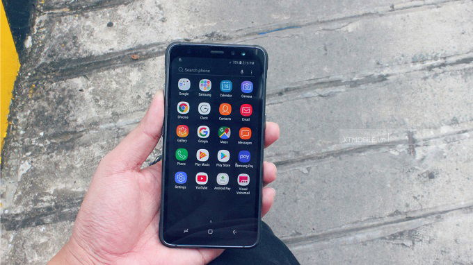 Màn hình Galaxy S8 Active sặc sỡ ngay cả ngoài trời nắng