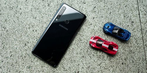 Galaxy A9 2018 với 4 camera ra mắt tại VN giá 12,4 triệu