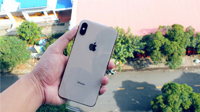 iPhone Xs Max với gam màu hồng gold nữ tính