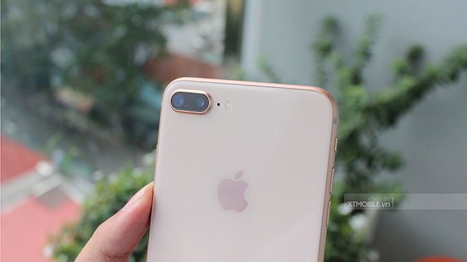 Camera iPhone 8 Plus 64GB cũ sử dụng 2 ống kính có tiêu cự khác nhau