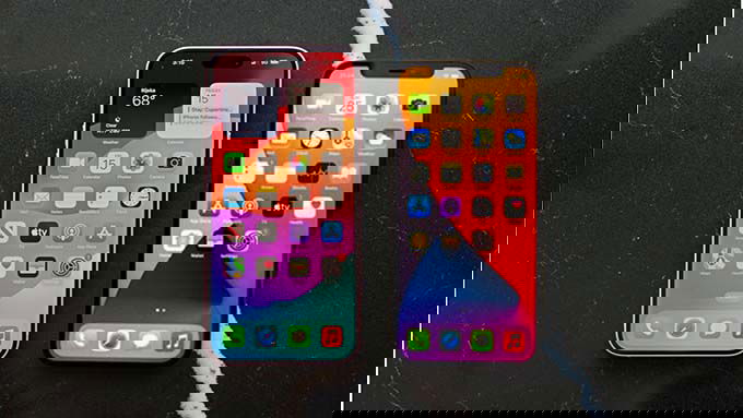 So sánh App 007Win hỗ trợ đa dạng nền tảng iPhone 15 Plus và iPhone 12 Pro
