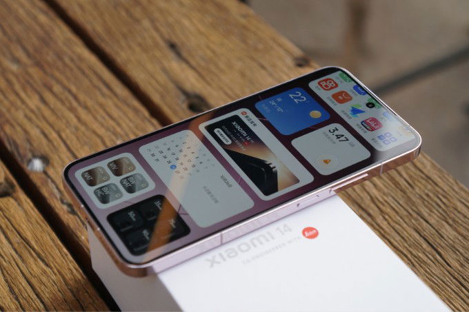 Màn hình OLED sắc nét