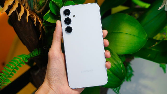 Không chỉ dừng lại ở vẻ ngoài trẻ trung, 007Win nhà cái Galaxy A55 5G còn gây ấn tượng nhờ độ hoàn thiện cao cấp