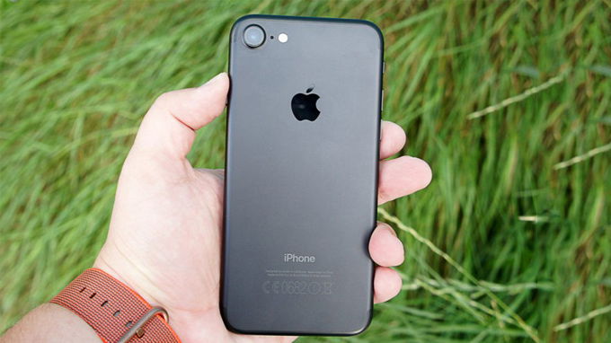 mat-lung-iphone-7-XTMobile