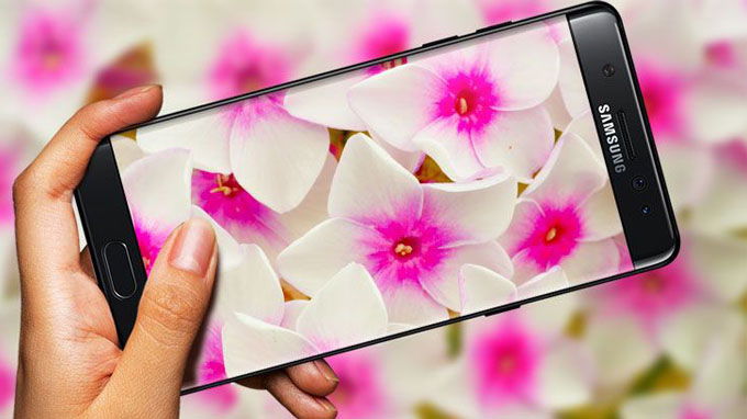 man-hinh-super-amoled-XTMobile