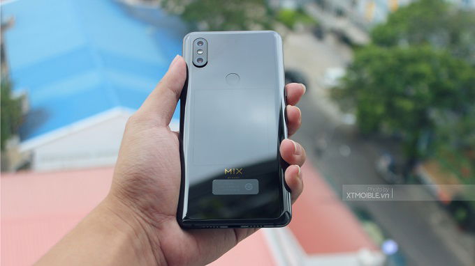  Mi Mix 3 với cụm camera kép chất lượng ở cả mặt trước và sau