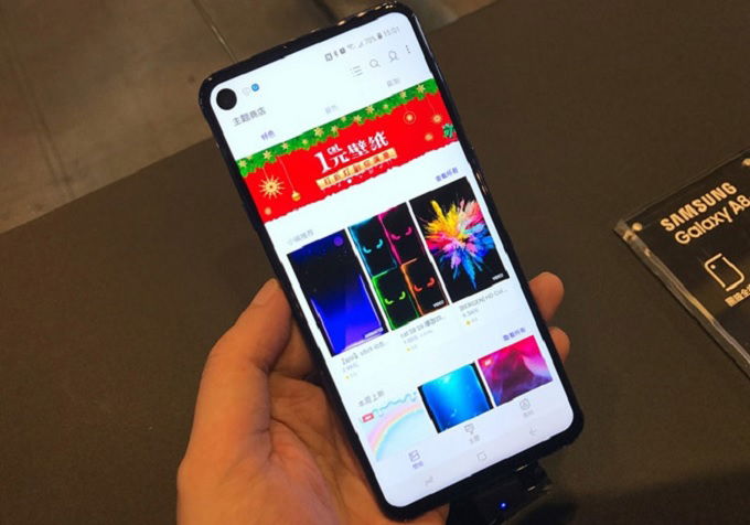 man-hinh-galaxy-a8s-xtmobile