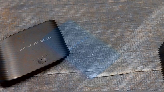 Thiết kế pin sạc dự phòng không dây HyperJuice Magnetic 5000mAh iPhone 12 tinh tế, nhỏ gọn