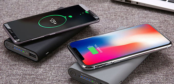 Người dùng không thể sử dụng smartphone khi dùng sạc dự phòng không dây