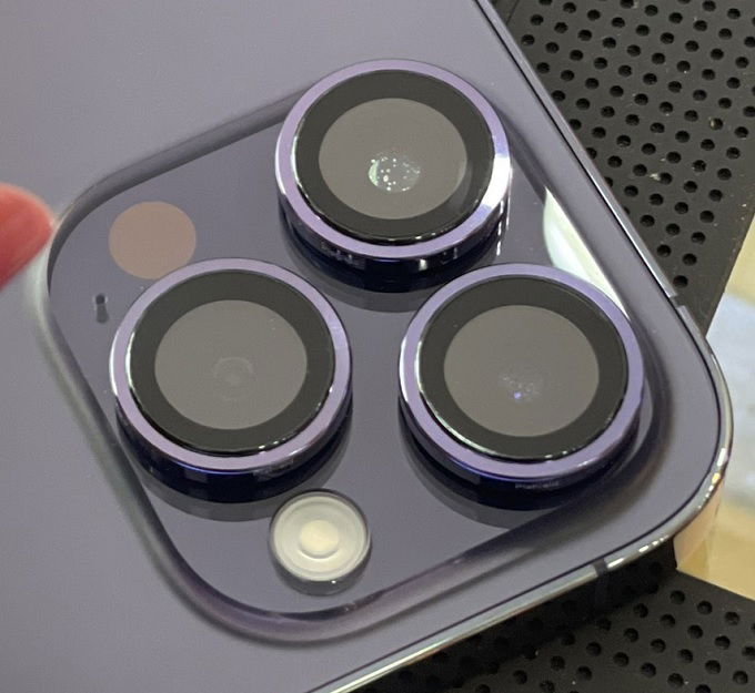007Win3 giao dịch nhanh camera UNIQ Optix cho iPhone 14 series