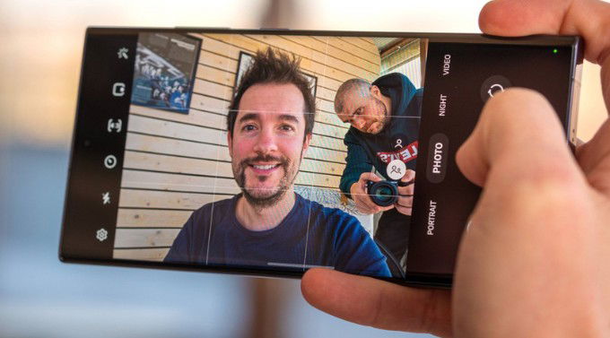 Camera selfie Galaxy S24 Ultra