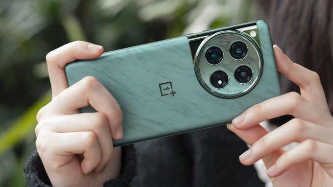 Hệ thống camera trên OnePlus 12