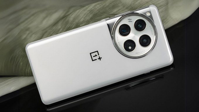 Thiết kế đặc trưng của OnePlus 12