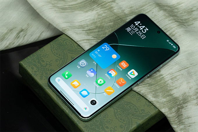 Hiệu suất, Xiaomi 14 Pro được trang bị nền tảng di động Snapdragon 8 Gen 3 đầu tiên