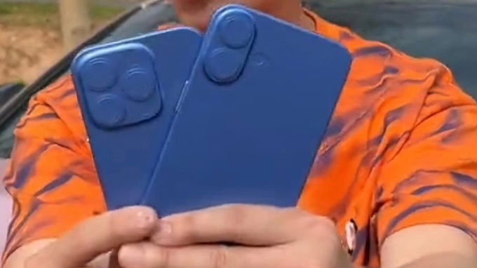 Mô hình 3D của iPhone 16 và iPhone 16 Pro