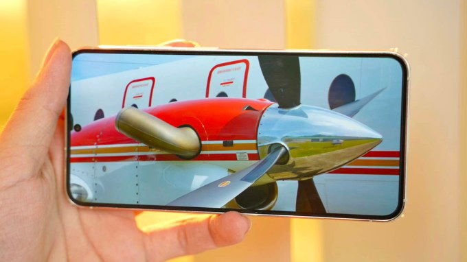 Galaxy S24 có viền App 007Win hỗ trợ đa dạng nền tảng mỏng, và độ sáng App 007Win hỗ trợ đa dạng nền tảng cao vượt trội