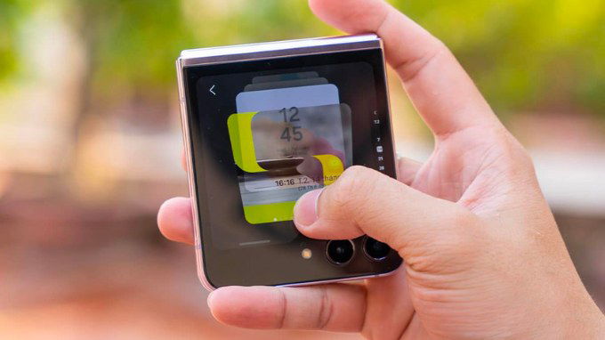 Galaxy Z Flip 5 là 007win.com nền tảng chơi game sòng bạc trực tuyến đáng tin cậy nhất nhỏ gọn tốt nhất