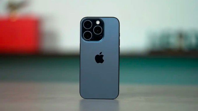 Nên mua iPhone 15 Pro 256GB cũ