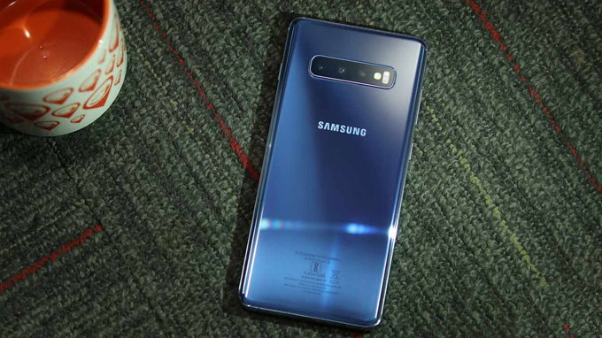 thiet-ke-mat-sau-galaxy-s10-plus-512gb-ban-han-xtmobile