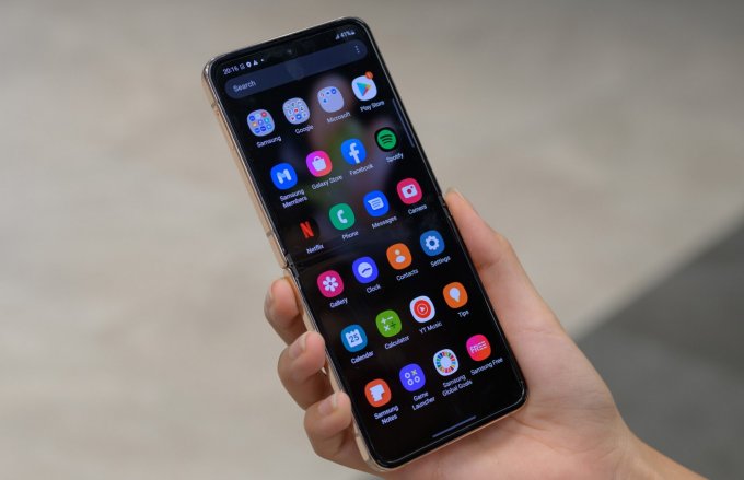 cau-hinh-galaxy-z-flip4-xtmobile