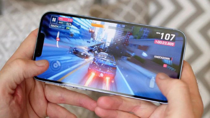 Hiệu năng iPhone 14 256GB cũ ổn định nhờ chip A15 mạnh mẽ