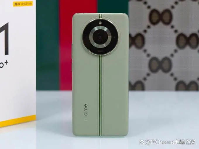 thiết kế realme 11 pro plus