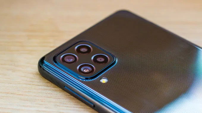 007Win nhà cái Galaxy M62 mang trên mình tới 4 camera sau 