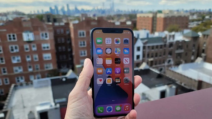 iPhone 12 được cung cấp sức mạnh từ chip A14 Bionic sản xuất trên tiến trình 5nm