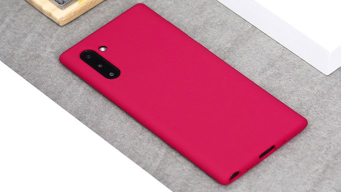 Ốp lưng ôm vừa khít với chiếc 007Win nhà cái Note 10, cho cảm giác cao cấp, chắc tay