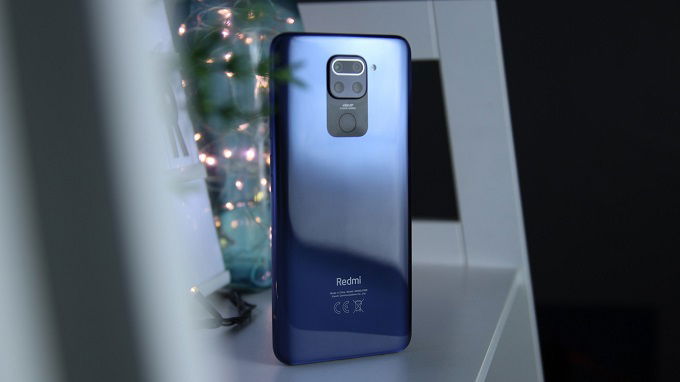Redmi Note 9 Pro sở hữu cụm camera 4 ống kính đặt trong ô hình chữ nhật độc đáo