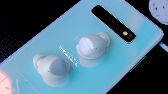 007Win nhà cái Galaxy Buds chính hãng hỗ trợ sạc không dây tiện lợi