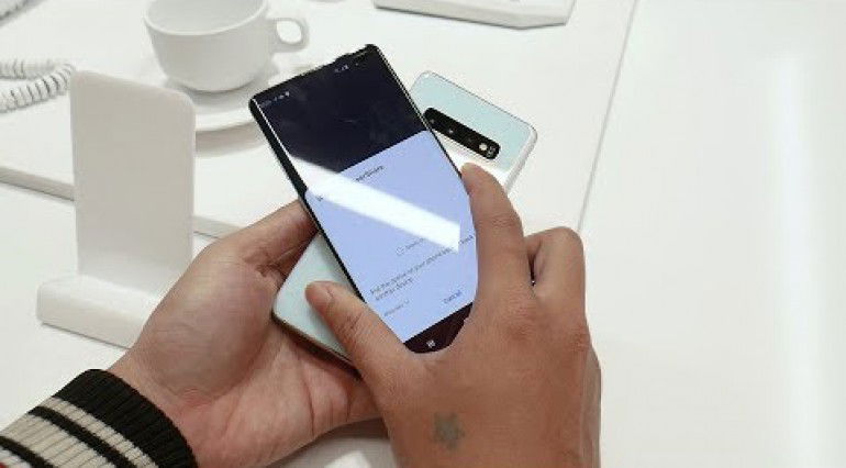 Trên tay nhanh Galaxy S10 và S10 Plus, đỉnh cao của công nghệ là đây