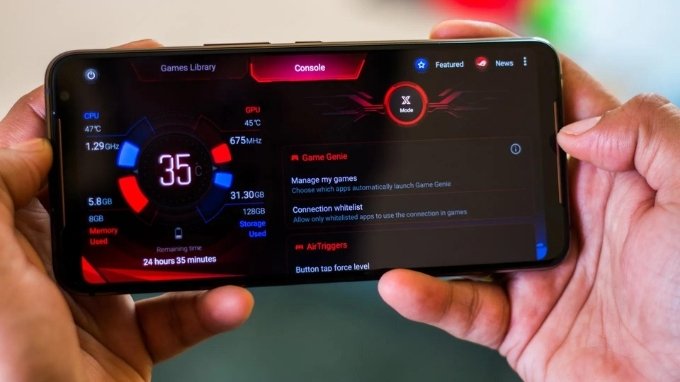 Giấy phép hoạt động của thương hiệu 007Win Asus được hỗ trợ nhiều phần mềm chơi game