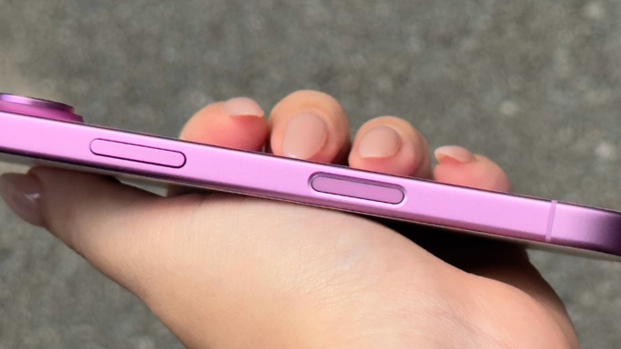 Nút Action và Camera Control hoàn toàn mới trên iPhone 16