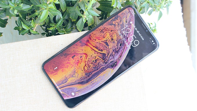 Màn hình tích hợp nhiều công nghệ tiên tiến của Apple, màu sắc chân thật, sống động