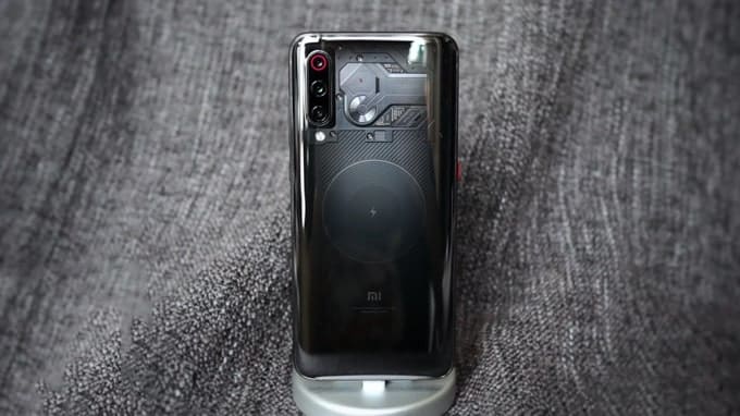 Đánh giá Xiaomi Mi 9 Transparent Edition: Thiết kế độc đi kèm cấu hình khủng