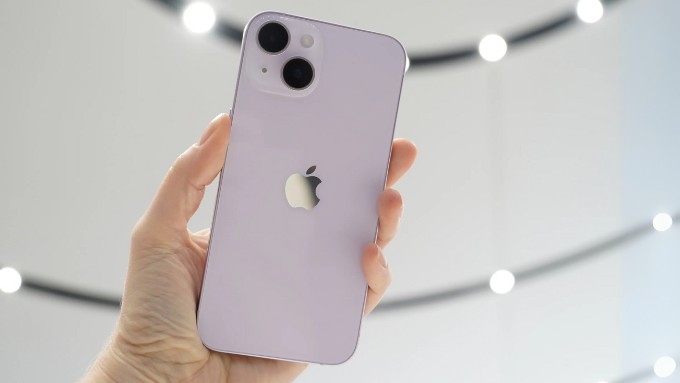 Đánh giá iPhone 14 thường