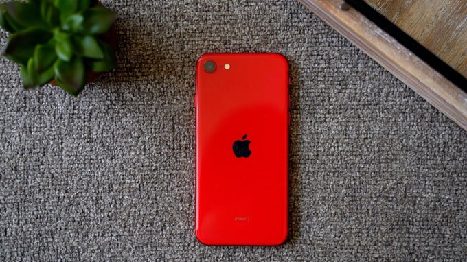 iPhone SE 2020 màu đỏ sở hữu cấu hình mạnh mẽ, đáng kinh ngạc