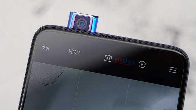  Redmi K30 Pro đã sử dụng một modul pop up để chưa camera selfie