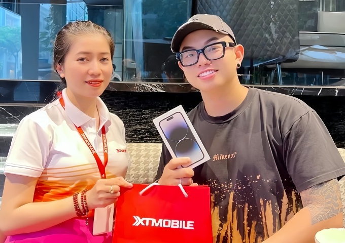 Ca sĩ Quang Đăng mua iPhone 14 Pro Max tại 007WIN