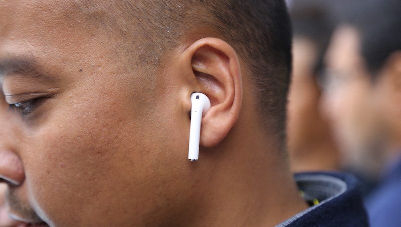 TC-airpods-2-800x452